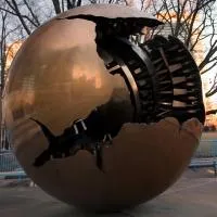 Шар пустотелый медь (198301) монтаж - сфера арт-объект ø 1000 мм. пустотелая  в Санкт-Петербурге