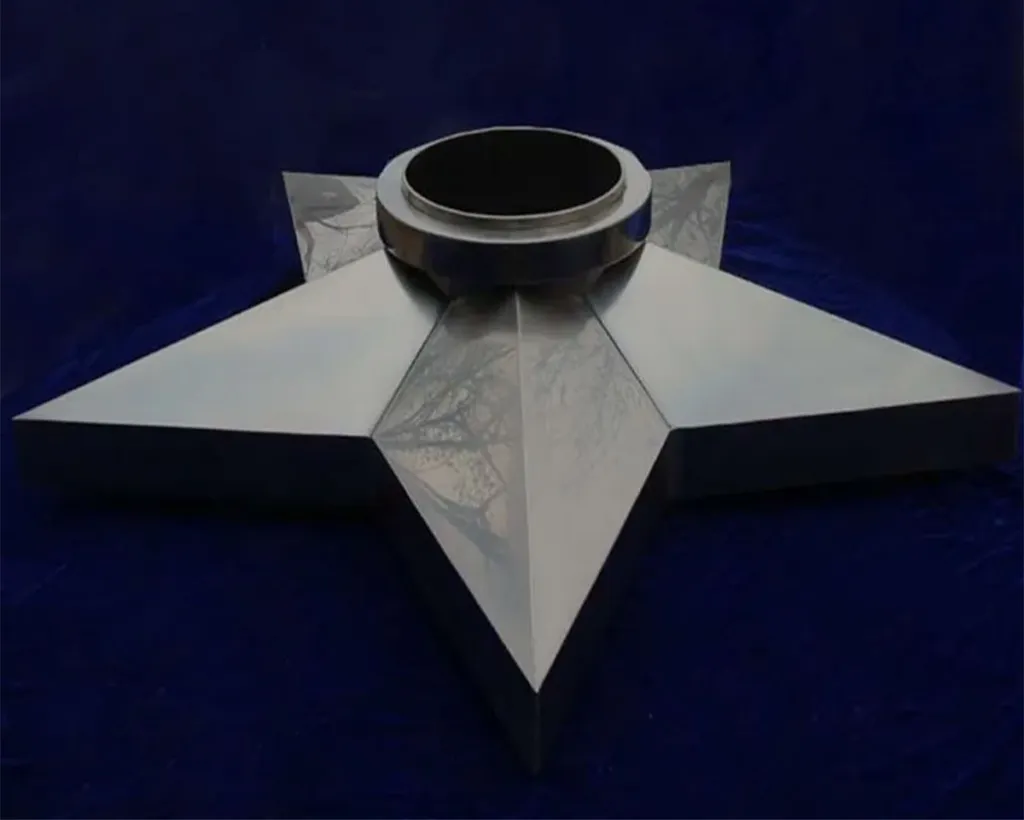 Вечный огонь звезда из чугуна Санкт-Петербург